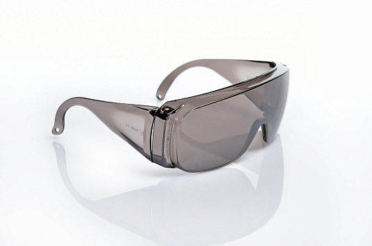 Очки защитные (дымчатые с дужками) ЛЮЦЕРНА