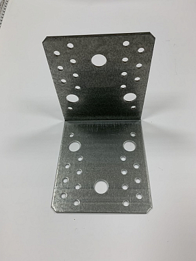 Уголок крепежный 105*105*90*2,0мм оцинкованный