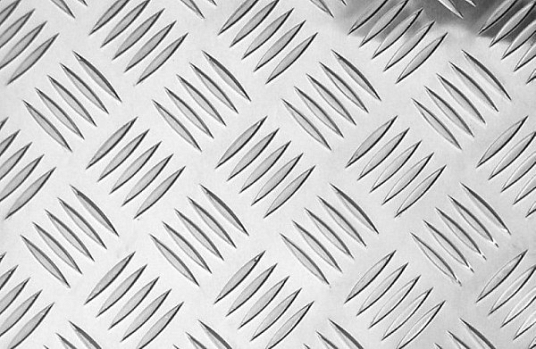 Лист алюминиевый АМг2 1,5х600х1200 Рифленый