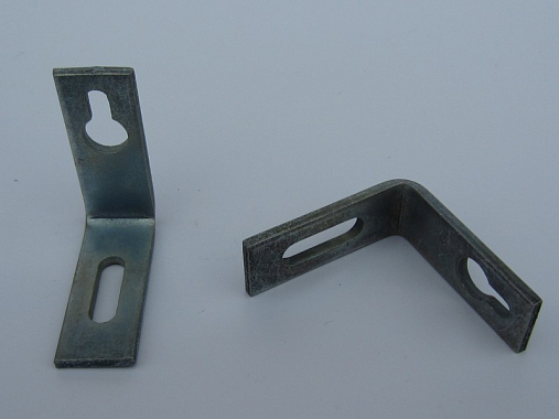 Уголок бытовой 46*46*15*3,0мм оцинкованный